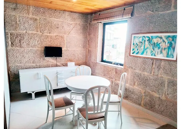 Aun Paso Del Centro De Apartment Vigo